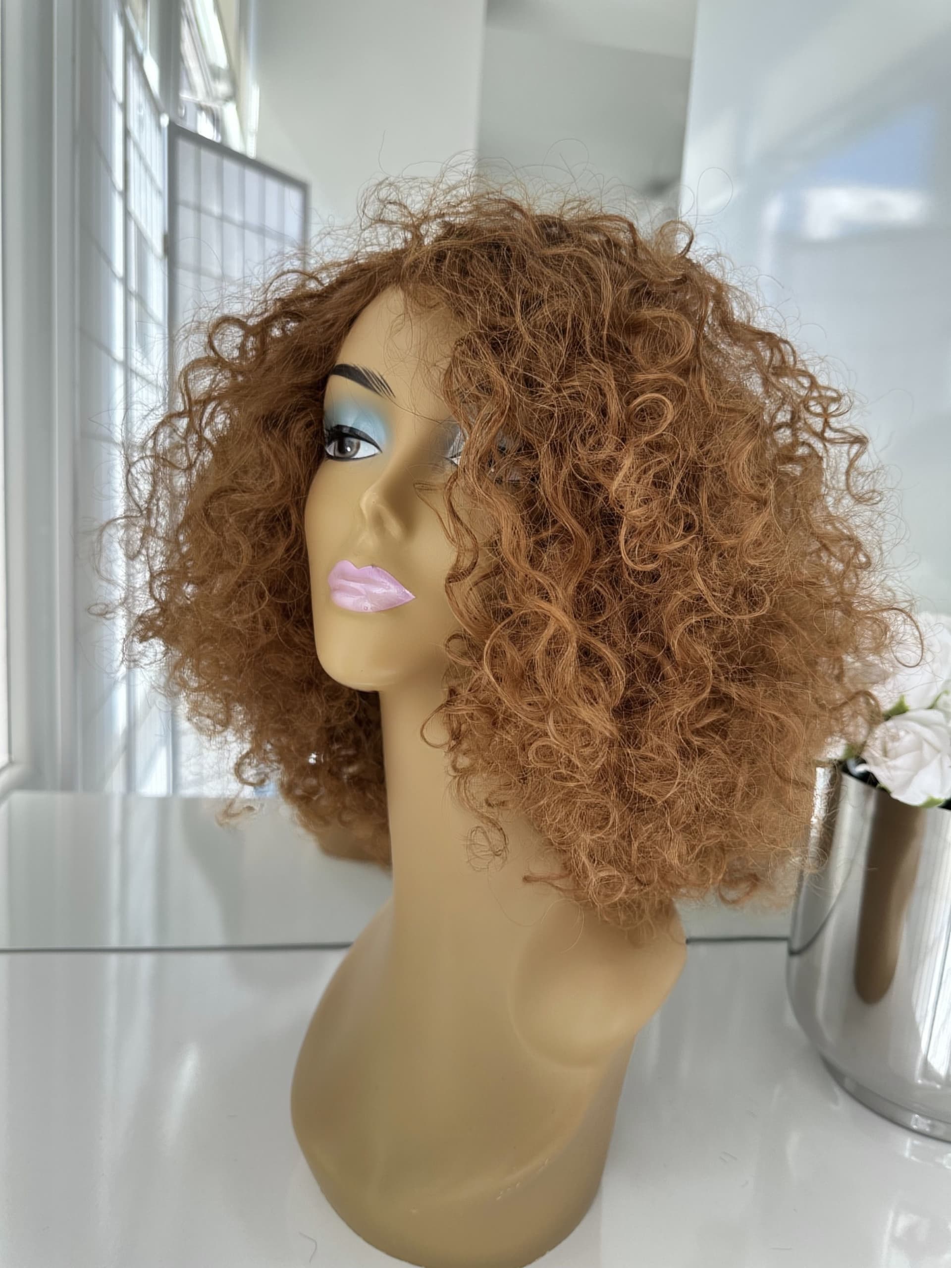 Peruca bobo Chic Curly Caramel