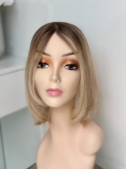 Peruca partiala Saten Deschis/Blond Natural Peruca partiala Saten Deschis/Blond Natural