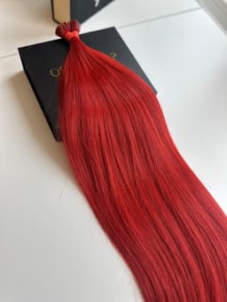 Extensii Cheratina Par Slavic Red Drept Extensii Cheratina Par Slavic Red Drept